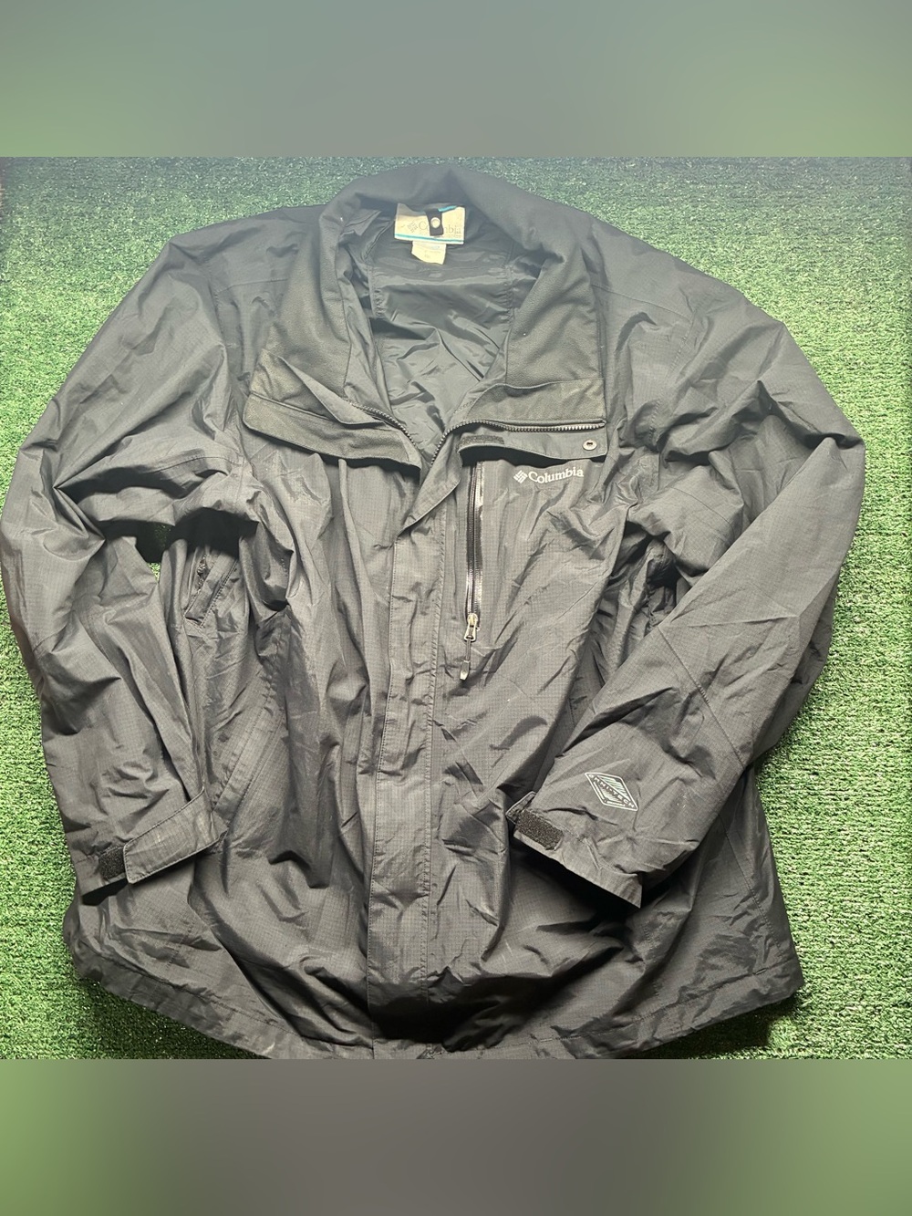 Columbia Men's Black Outdoor Performance Jacket